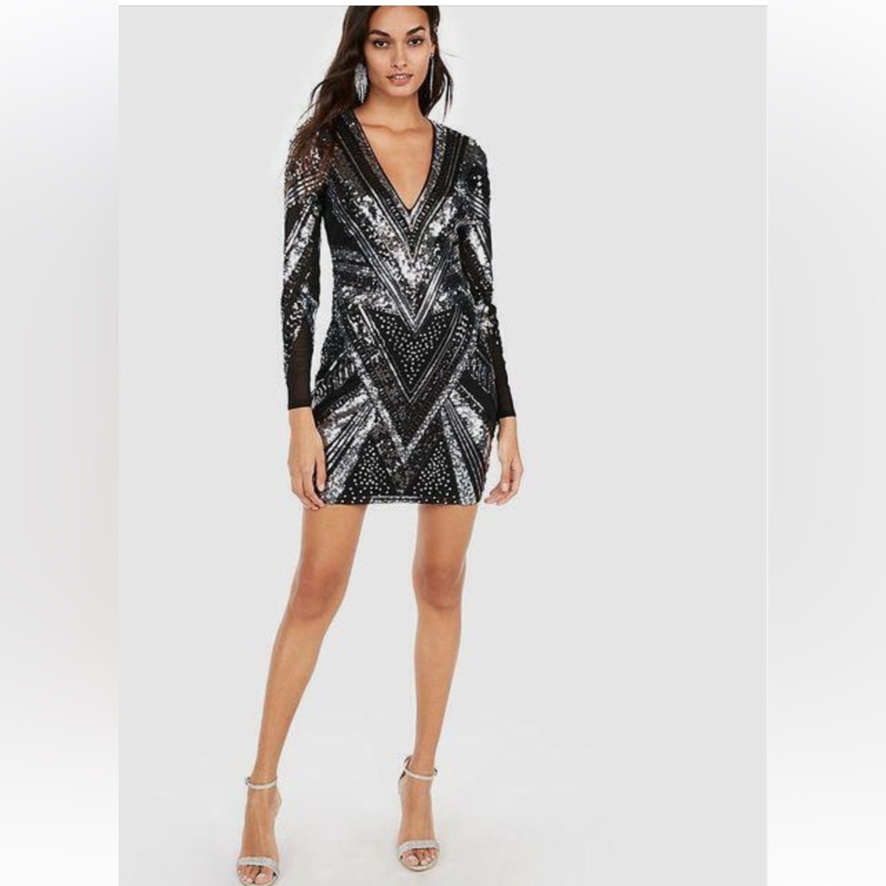 Express Black and Silver Sequin Long mesh Sleeve V-Neck Dress size XS
